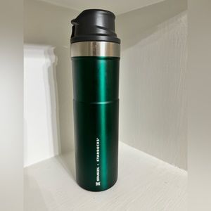 Starbucks Stanley 20oz Trigger Tumbler Stainless Steel Vacuum Pine Green 10"